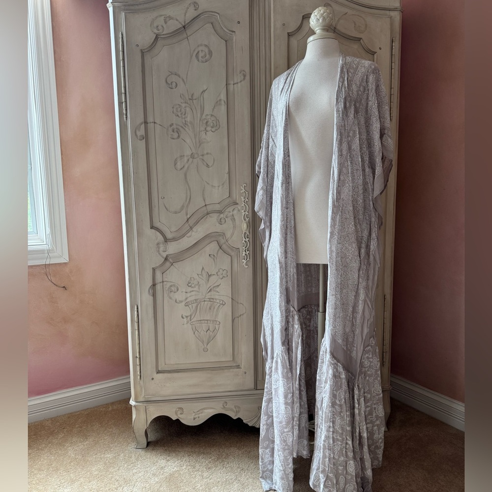 Elegant Gray Kimono